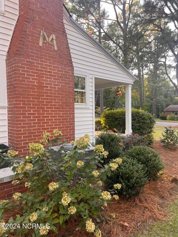 795 N May Street, Southern Pines, NC 28387