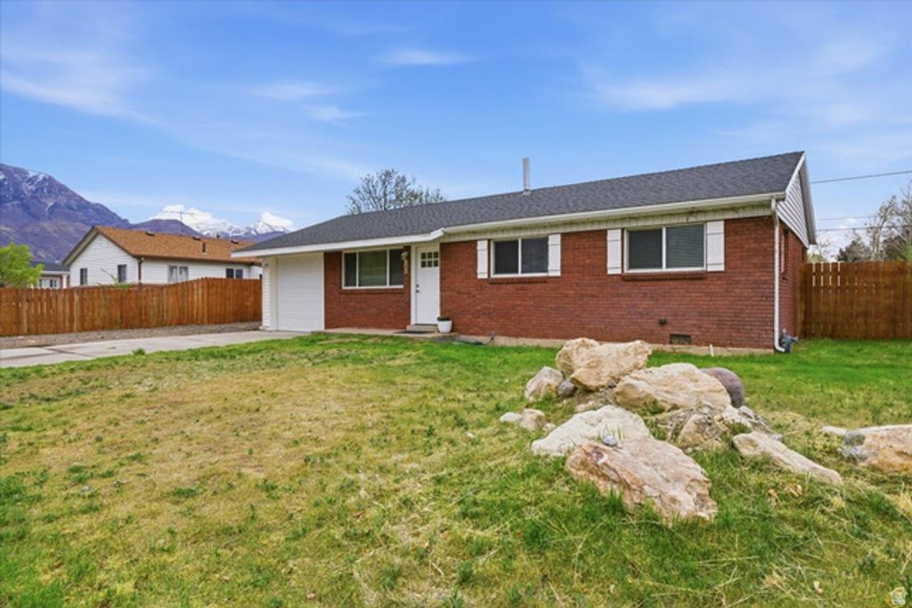 Image 2 of property listing at 282 E 740 N, Orem, UT 84057