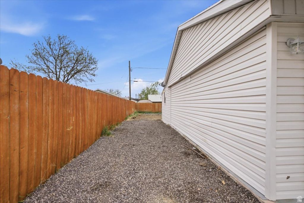 Image 20 of property listing at 282 E 740 N, Orem, UT 84057