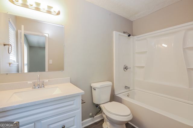 299 Park Ridge Court, Riverdale, GA 30274