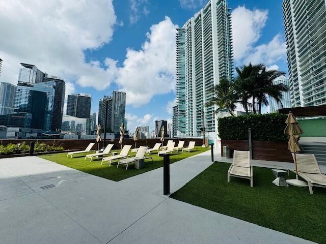 350 S Miami Avenue 3313, Miami, FL 33130