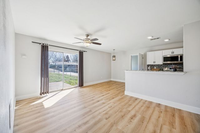 726 Waikiki Drive, Garland, TX 75043