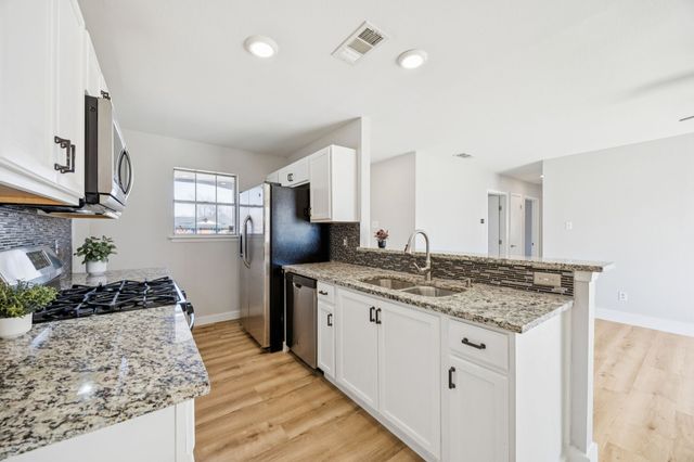 726 Waikiki Drive, Garland, TX 75043