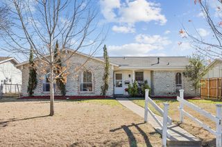 726 Waikiki Drive, Garland, TX 75043