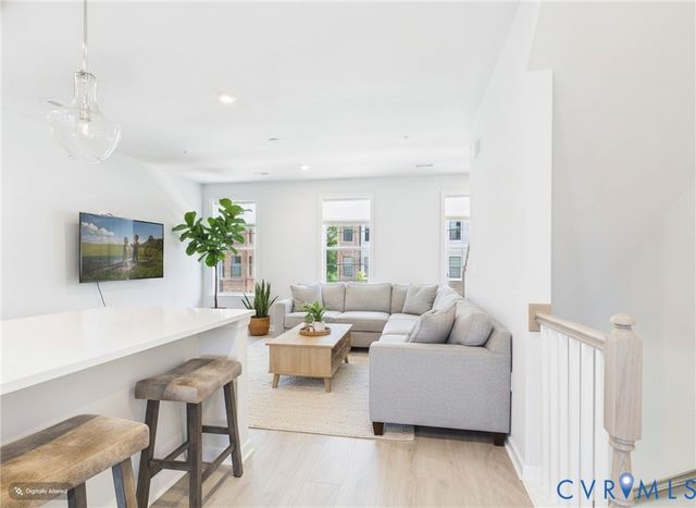 13292 Coalfield Station Ln, Midlothian, VA 23114