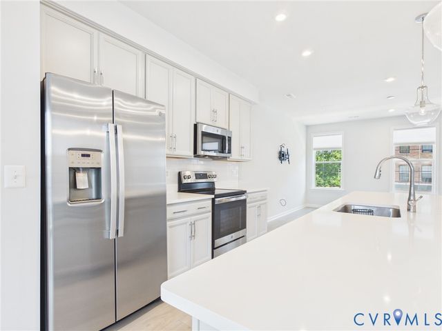 13292 Coalfield Station Ln, Midlothian, VA 23114