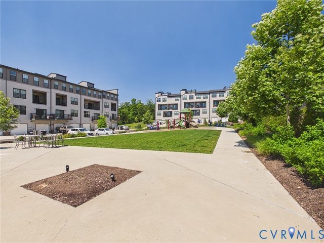 13292 Coalfield Station Ln, Midlothian, VA 23114