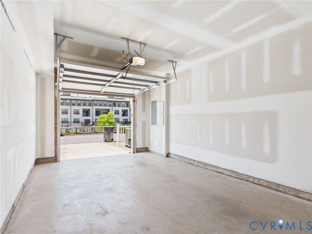 13292 Coalfield Station Ln, Midlothian, VA 23114