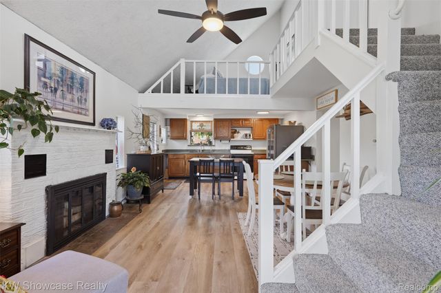 2123 Hampton Street, White Lake Charter Township, MI 48386
