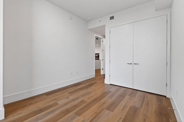 220 Lake Shore Drive 715, Lake Park, FL 33403