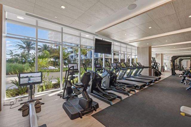 220 Lake Shore Drive 715, Lake Park, FL 33403