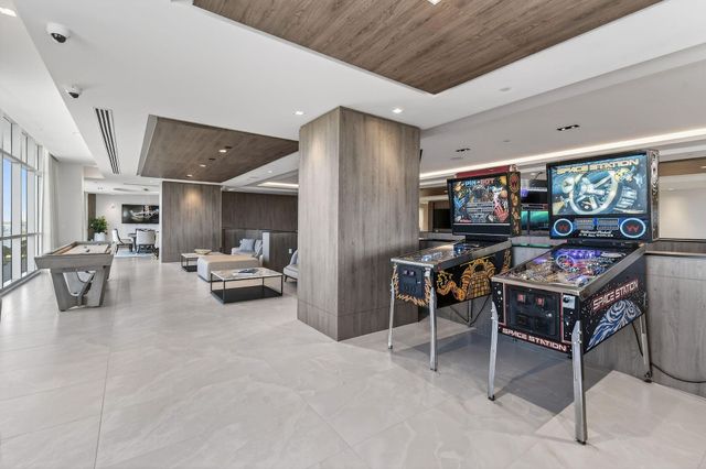 220 Lake Shore Drive 715, Lake Park, FL 33403