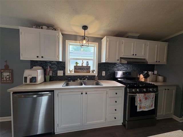 4729 Turtle Creek Drive, Howell Township, MI 48843