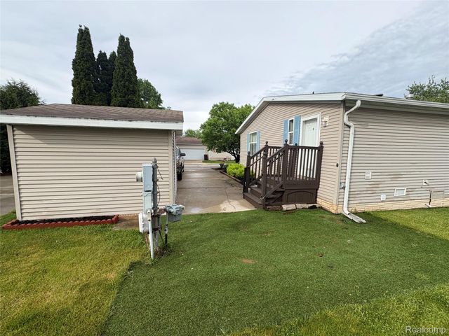 4729 Turtle Creek Drive, Howell Township, MI 48843