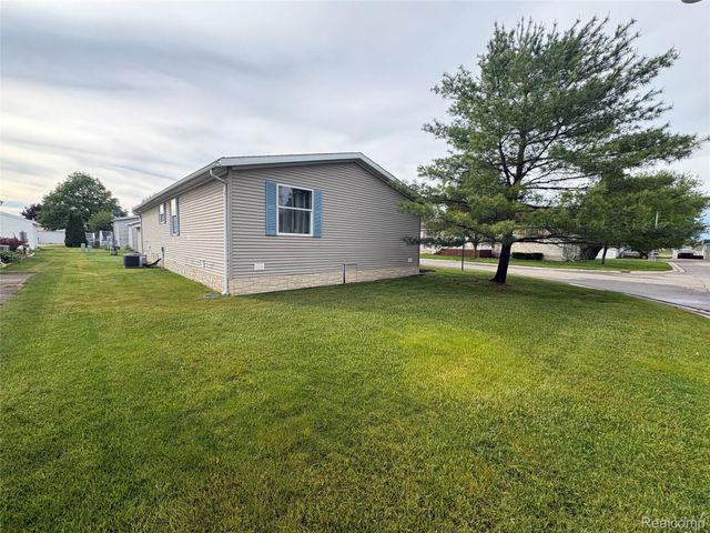 4729 Turtle Creek Drive, Howell Township, MI 48843