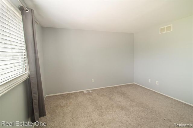 1430 W Webster Road, Royal Oak, MI 48073