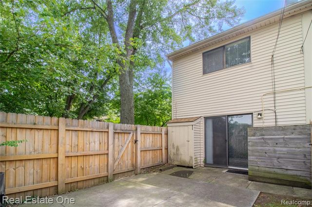 1430 W Webster Road, Royal Oak, MI 48073