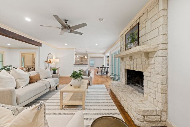 7031 Mason Dells Drive, Dallas, TX 75230