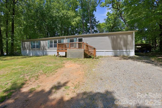 172 Wildwood Acres Circle, Mooresville, NC 28115