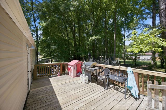 172 Wildwood Acres Circle, Mooresville, NC 28115