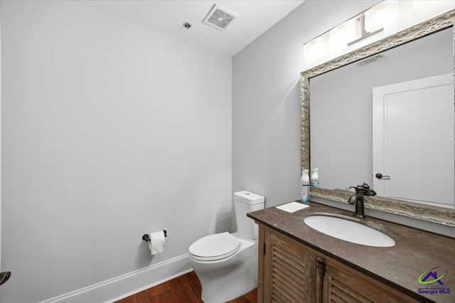 522 Unit #301 Cherry Street, Macon, GA 31201