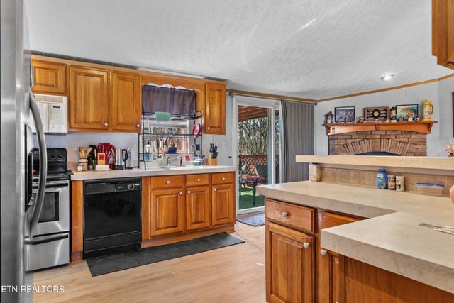 112 Kerri Drive, Strawberry Plains, TN 37871