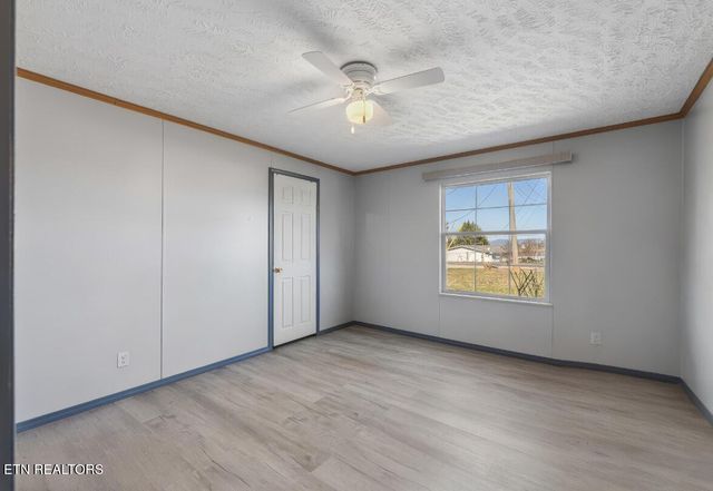 112 Kerri Drive, Strawberry Plains, TN 37871