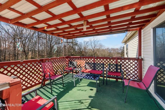 112 Kerri Drive, Strawberry Plains, TN 37871