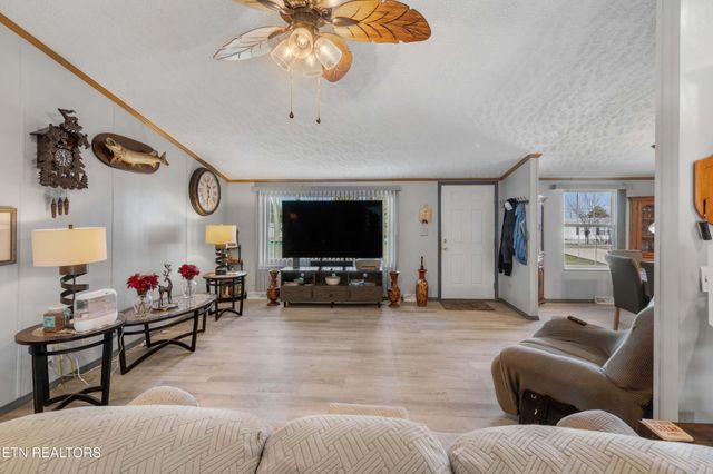 112 Kerri Drive, Strawberry Plains, TN 37871