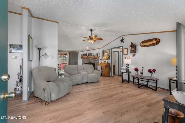 112 Kerri Drive, Strawberry Plains, TN 37871