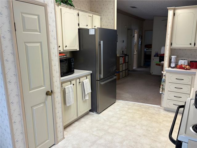 25051 BETTON HILL, Leesburg, FL 34748