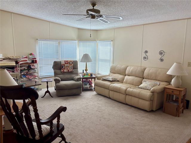 25051 BETTON HILL, Leesburg, FL 34748