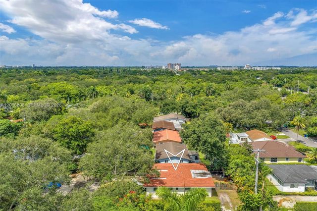 2395 NE 184th Terrace, North Miami Beach, FL 33160