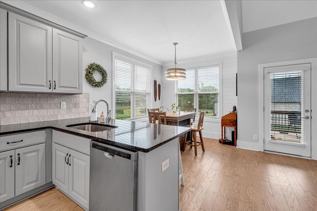 401 Hunter Bryce Ln, Lebanon, TN 37087