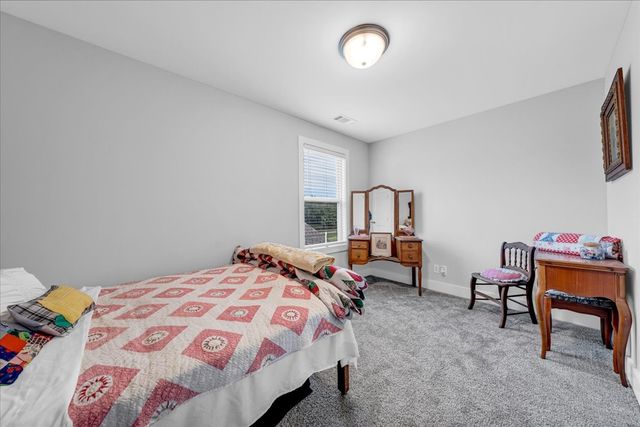 401 Hunter Bryce Ln, Lebanon, TN 37087