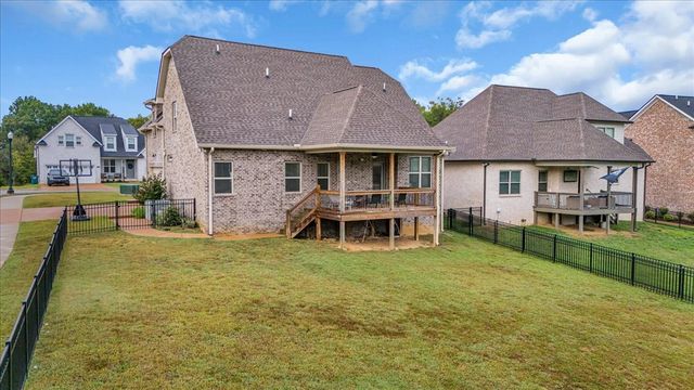401 Hunter Bryce Ln, Lebanon, TN 37087