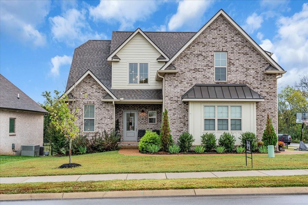401 Hunter Bryce Ln, Lebanon, TN 37087