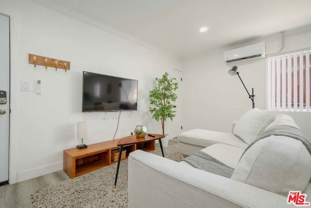 2417 S Budlong Avenue 3, Los Angeles, CA 90007