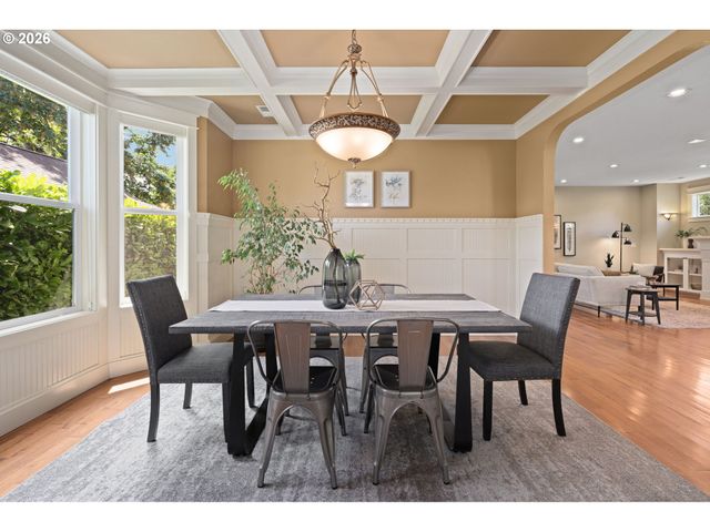 5817 N PRINCETON St, Portland, OR 97203