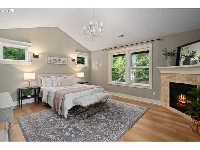 5817 N PRINCETON St, Portland, OR 97203