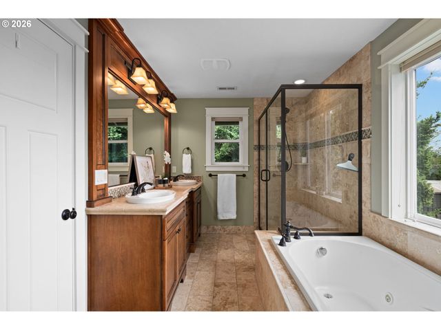 5817 N PRINCETON St, Portland, OR 97203