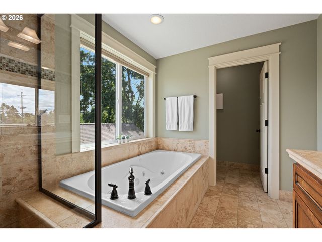 5817 N PRINCETON St, Portland, OR 97203