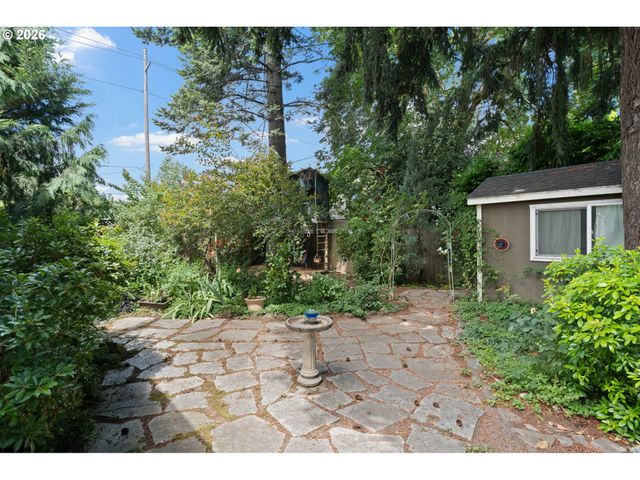 5817 N PRINCETON St, Portland, OR 97203