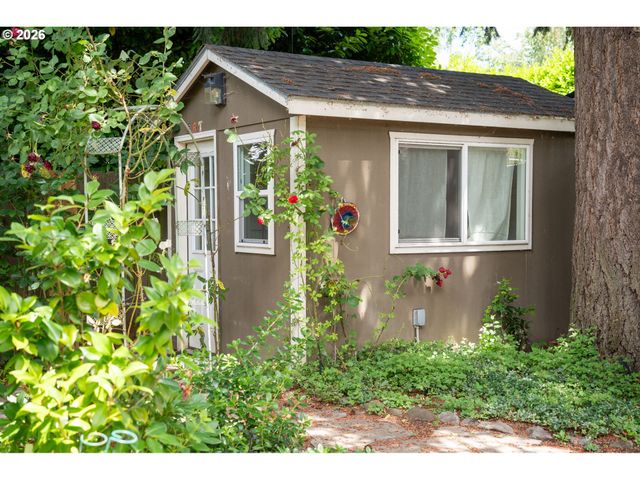 5817 N PRINCETON St, Portland, OR 97203
