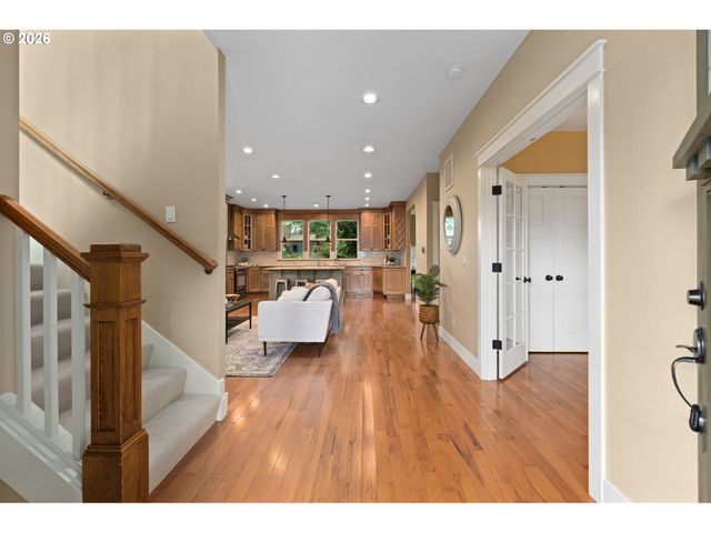 5817 N PRINCETON St, Portland, OR 97203