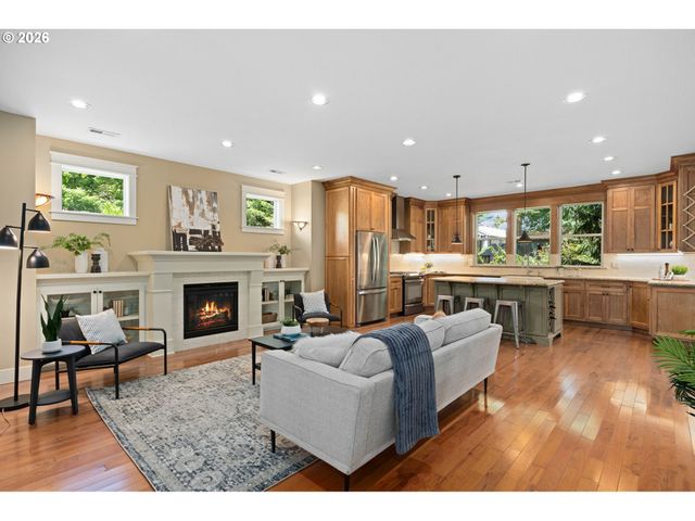 5817 N PRINCETON St, Portland, OR 97203