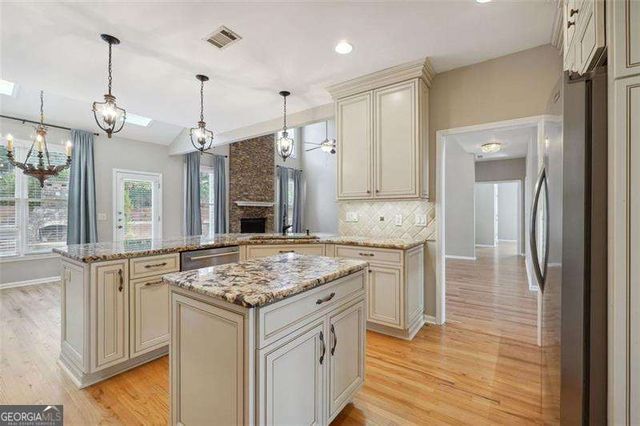 1400 Prestige Valley Drive, Marietta, GA 30062