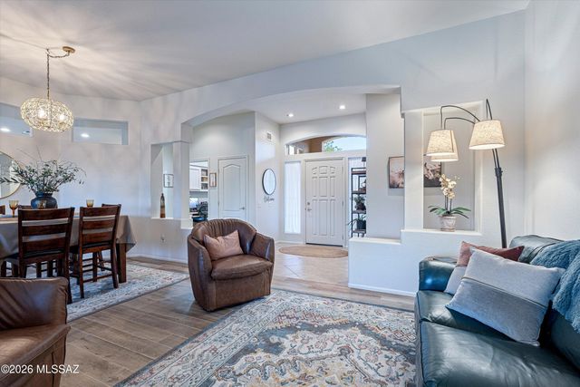 14183 N Buckingham Drive, Oro Valley, AZ 85755