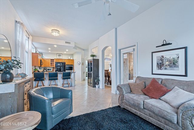 14183 N Buckingham Drive, Oro Valley, AZ 85755