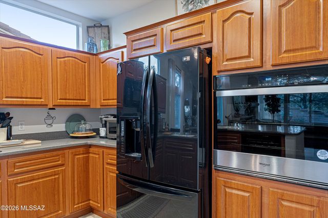 14183 N Buckingham Drive, Oro Valley, AZ 85755